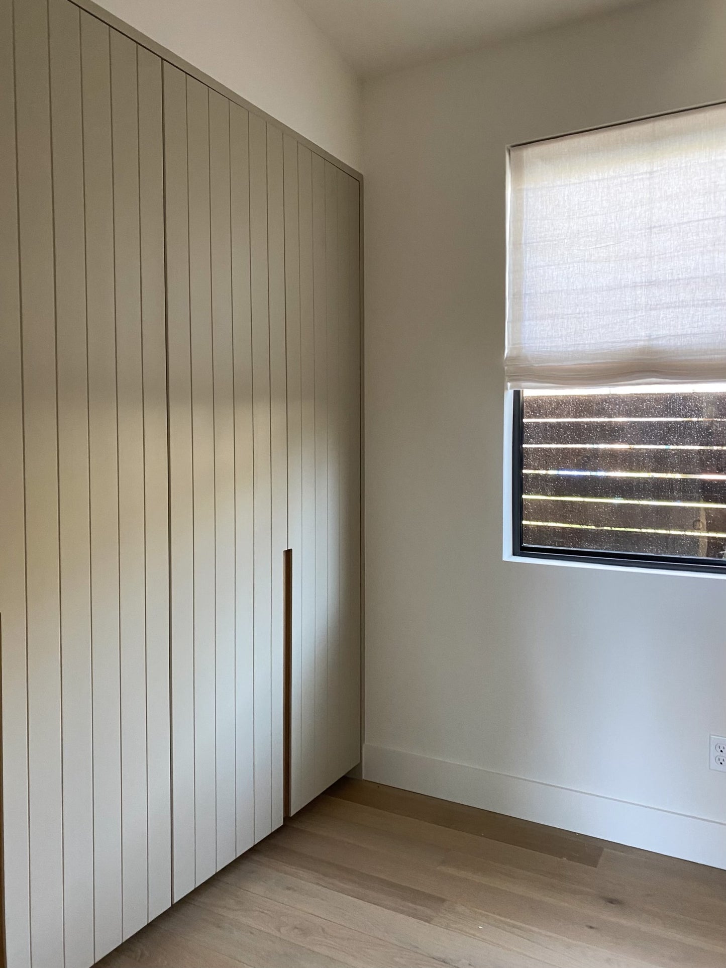 Roman shades Light Filtering 48"x64"