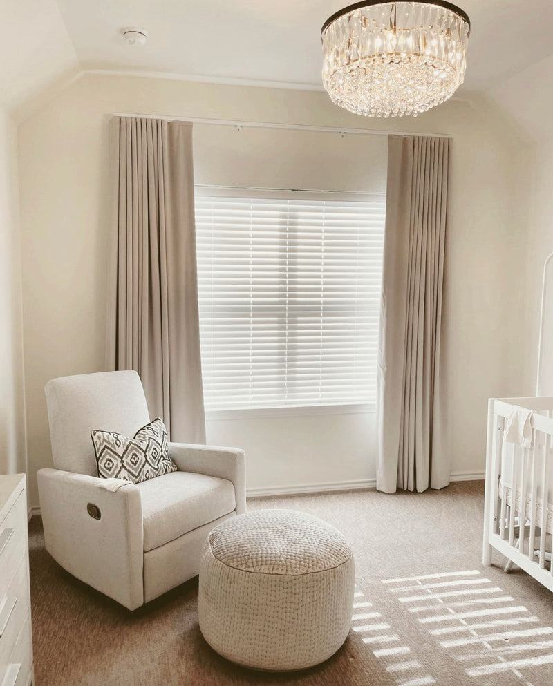 DRAPERY PANELS WITH DRAPERY PINS